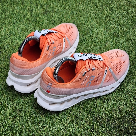 ON CLOUDSURFER - Womens Sneakers - SIZE 7.5 - Picture 6 of 9